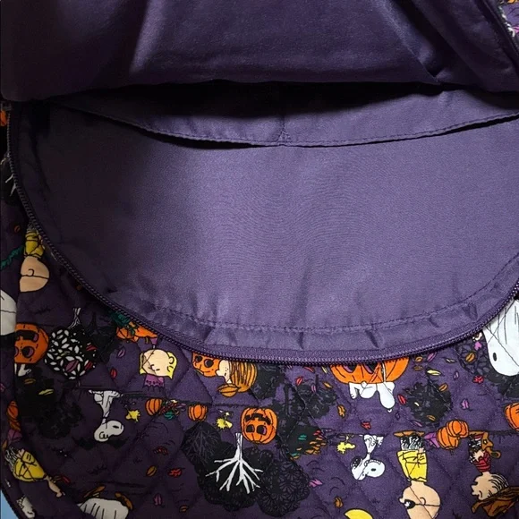 Vera Bradley x Peanuts Backpack - Picture 4 of 4